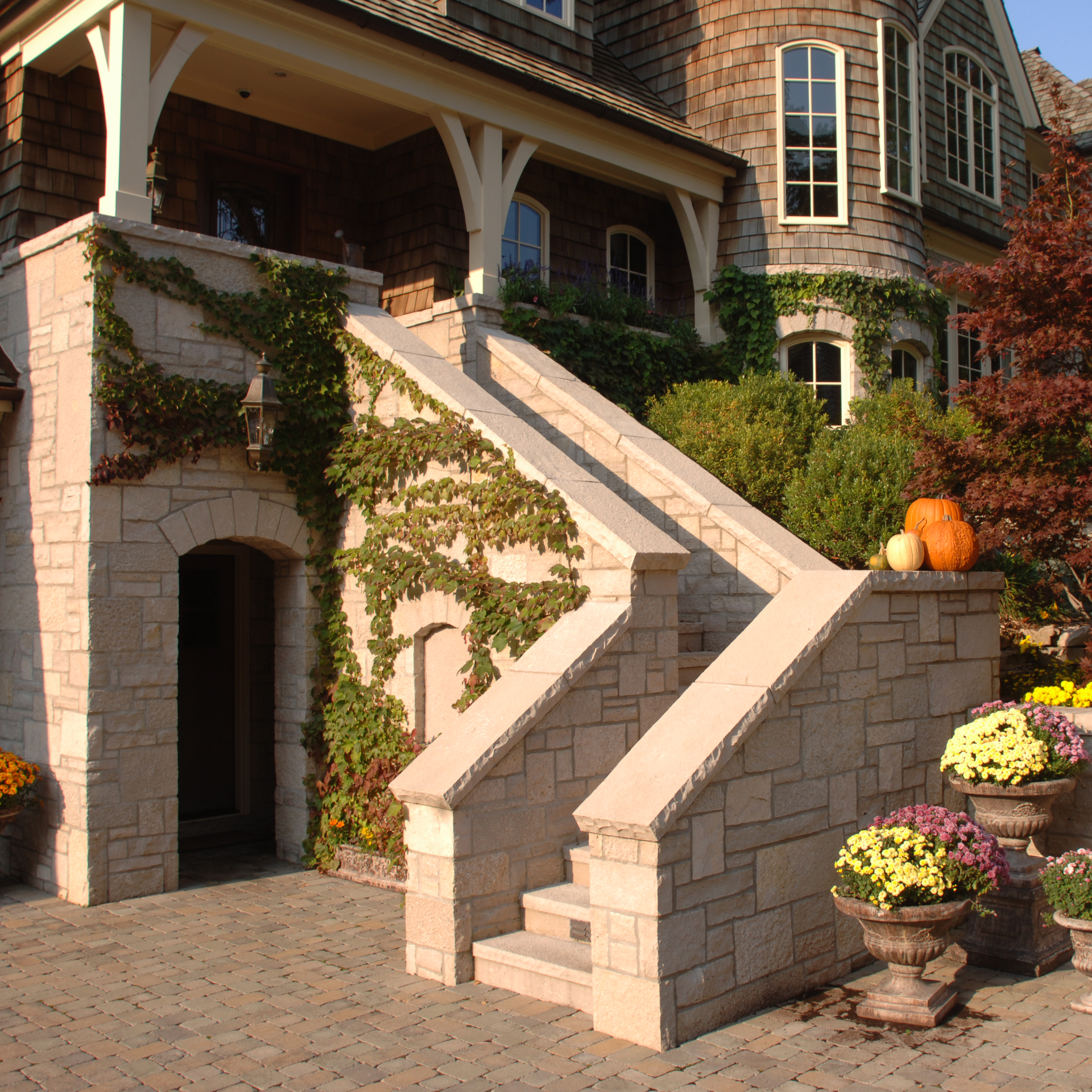 Eden® Lily Pad Steps - Eden Valders Stone