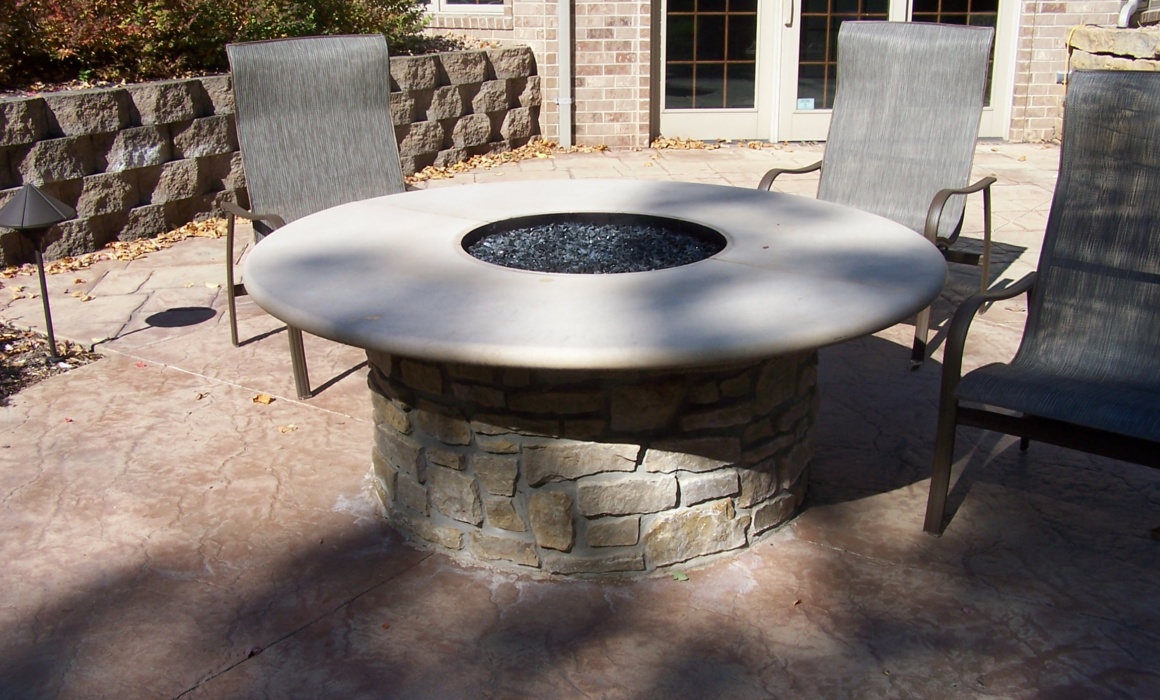 5829_Valders Fire Pit Coping
