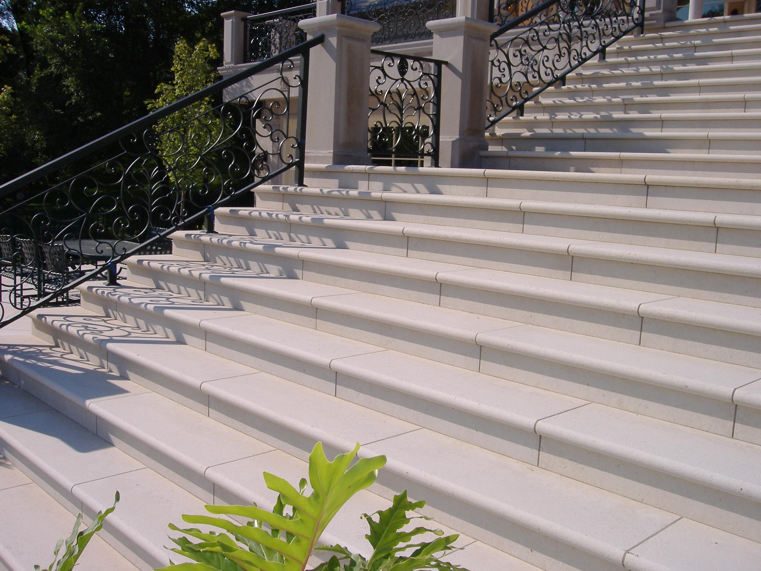 Eden® Lily Pad Steps - Eden Valders Stone