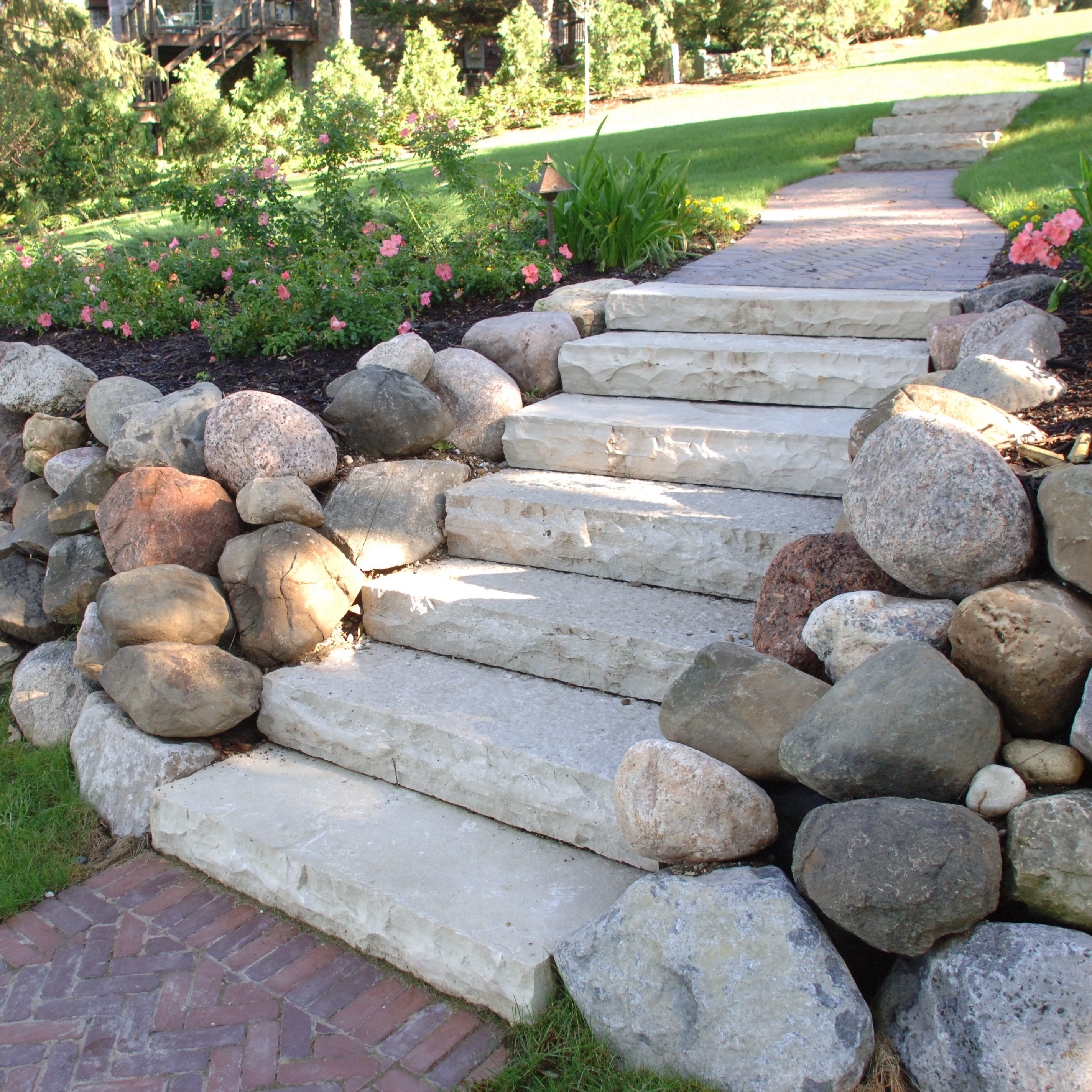 Eden® Lily Pad Steps - Eden Valders Stone